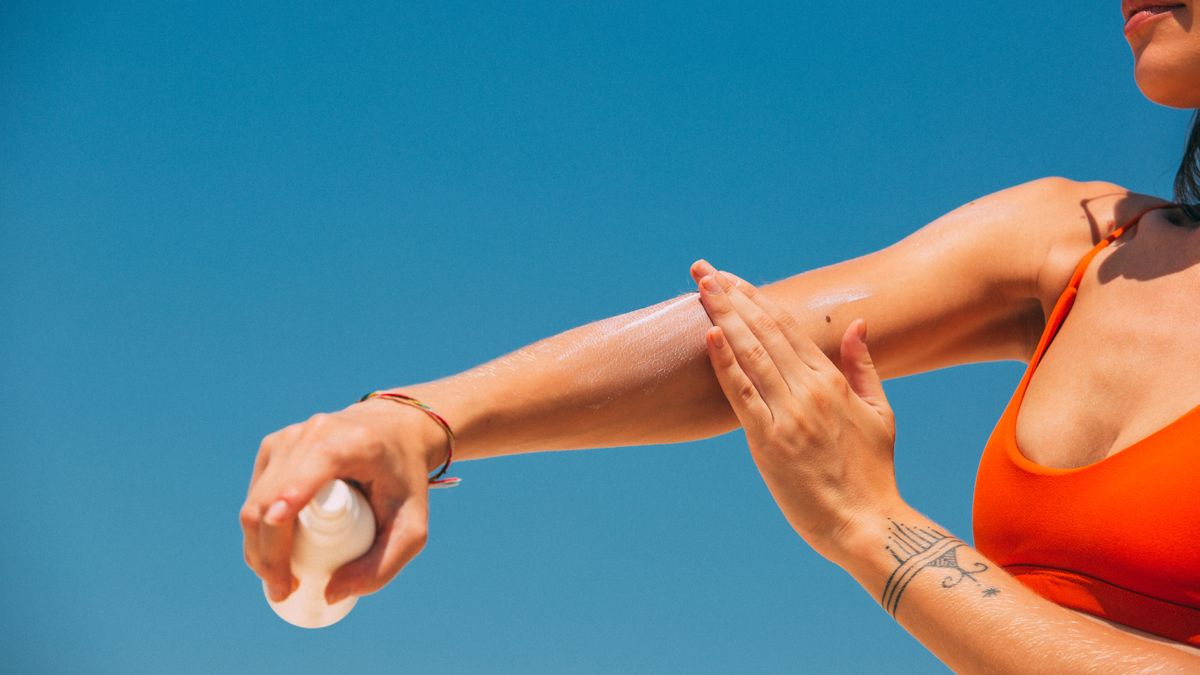 Sun-exposed skin and after-sun care, illustrating coconut oil for sunburn