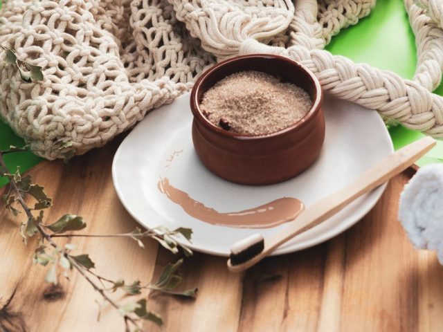 Coconut Oil Sugar Scrub: Easy DIY Recipe for Silky-Smooth Skin